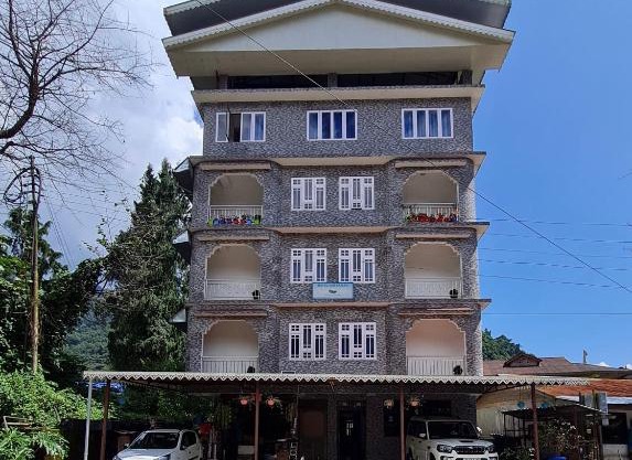Hotel Himsagar