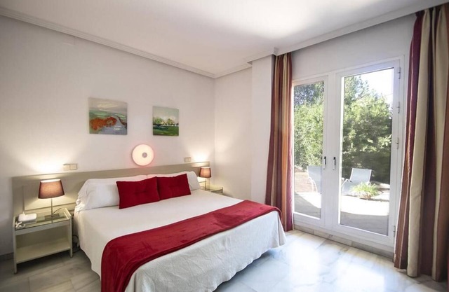 Hotel In Mairena Del Aljarafe With Other, Tv, Parking