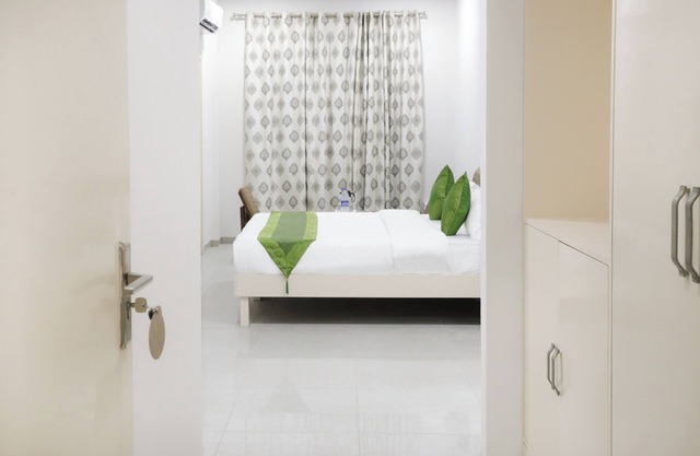 Hotel Kamron Airport Rd Sector 78 Mohali