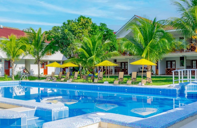 Hotel Laguna Azul