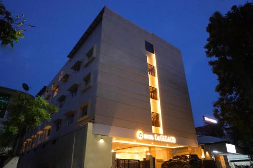 Hotel Le Palace