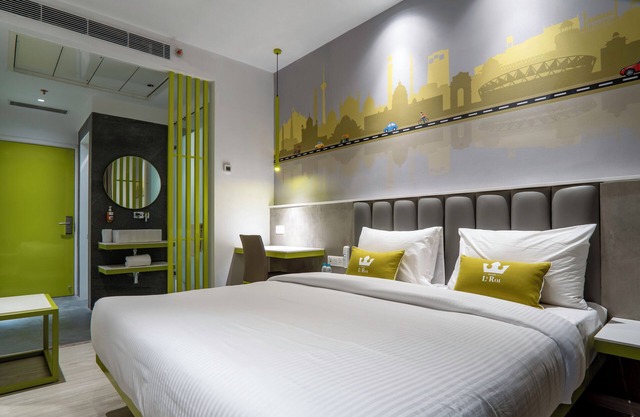 Hotel Le Roi Express Karol Bagh