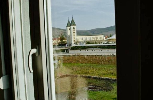 Hotel Lux - Double Room 4