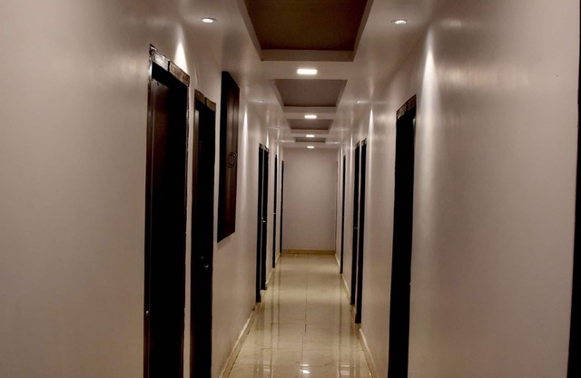 Hotel Maple Inn
