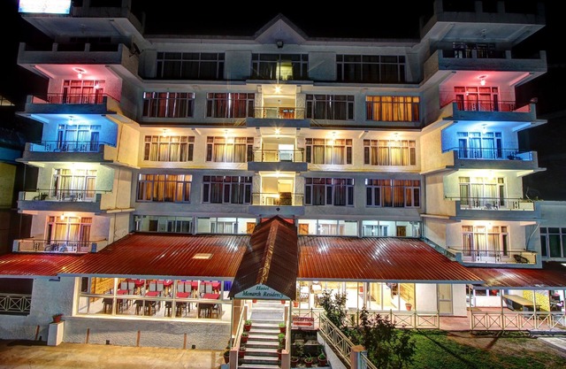 Hotel Monarch Residency
