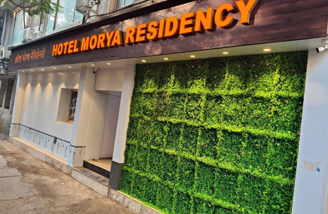 Hotel Morya Residency Parel