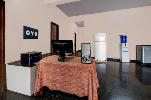 Hotel O Blue Petals