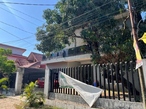 Hotel O Kost Maharaja Near Maros