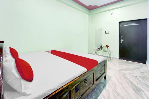 Hotel O Laxmi Marriage Hall Restaurant And Guest House