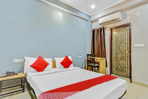 Hotel O Oriphic Inn