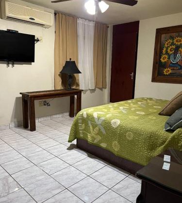 Hotel oasis suites