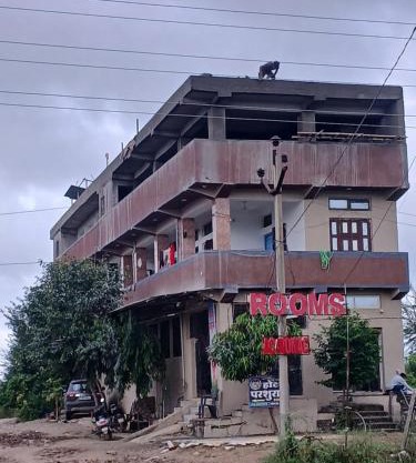 Hotel parshuram