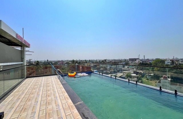 Hotel prajyot