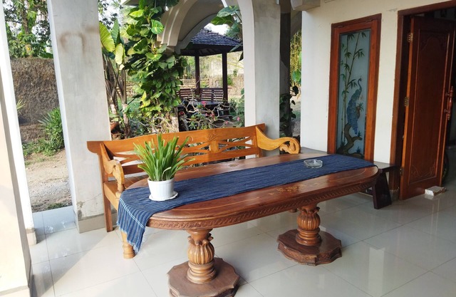 Hotel Putra Kembar