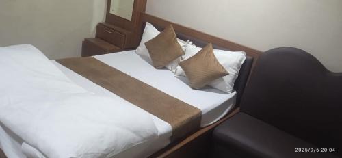 hotel raj