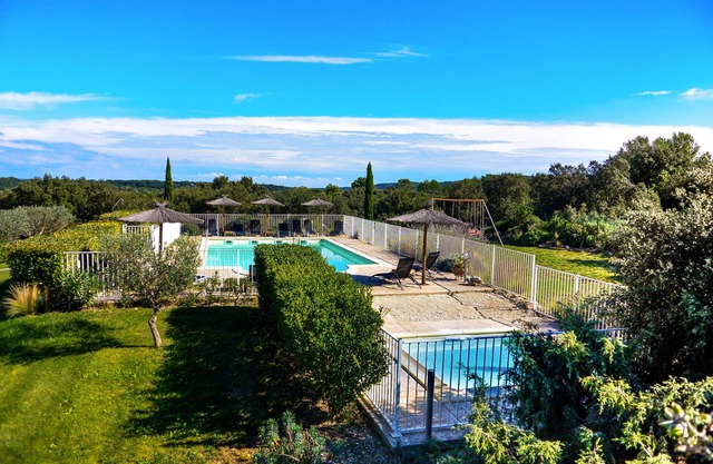 Hotel Restaurant Le Gardon - Pont du Gard