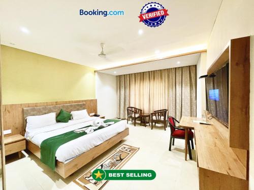 Hotel ROCKBAY, Puri Swimming-pool, near-sea-beach-and-temple fully-air-conditioned-hotel with-lift-and-parking-facility - 4