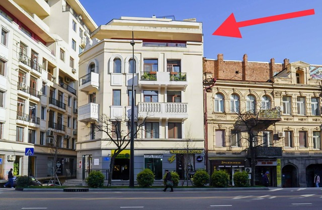 Hotel rooms on av. Melikishvili 15, city center