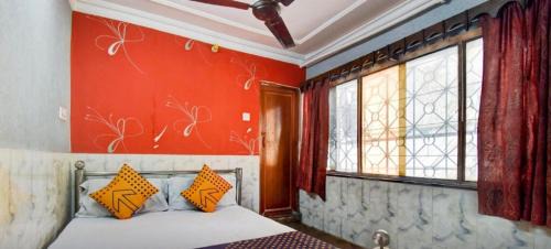 Hotel Shabnam near Park Street,Esplanade,New Market