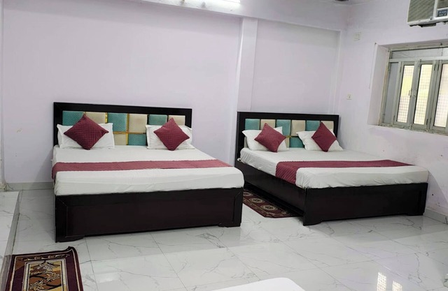 Hotel Shri Hari Lodge Ram Nagari Ayodhya