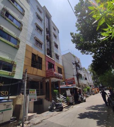 HoTEL TANIYA