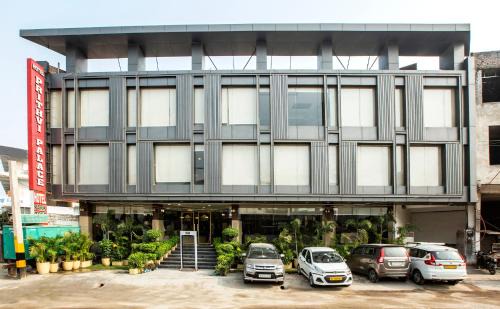 Hotel The Prithvi Near Delhi Airport