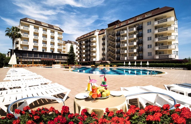 Hotel Titan Garden
