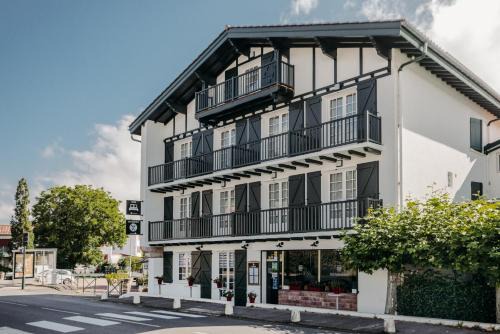 Hotel Trinquet