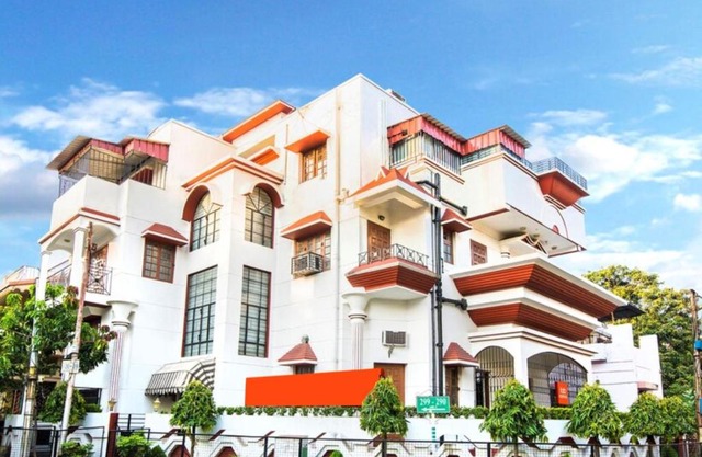 Hotel Ullash Residency Salt Lake Kolkata - fully-air-conditioned-hotel spacious-room with-parking-facility