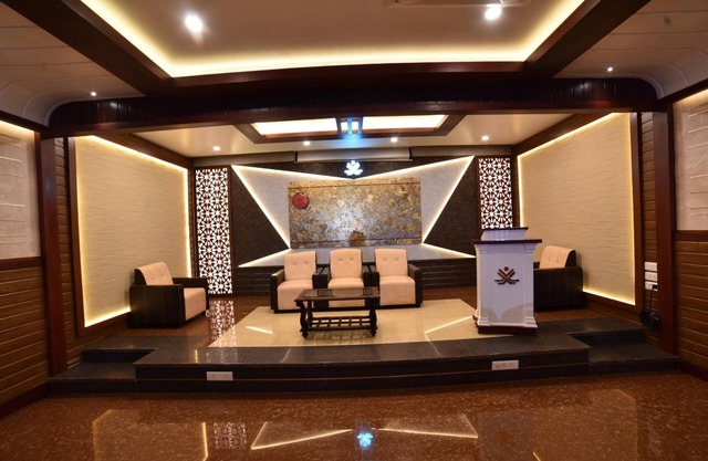 Hotel Vashanth Krishna