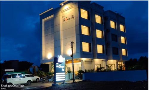 Hotel Viraj