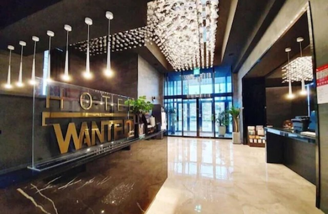 Hotel Wanted