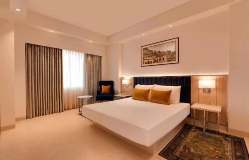 Hotel Zed -Near IGI-Airport-Terminal-3