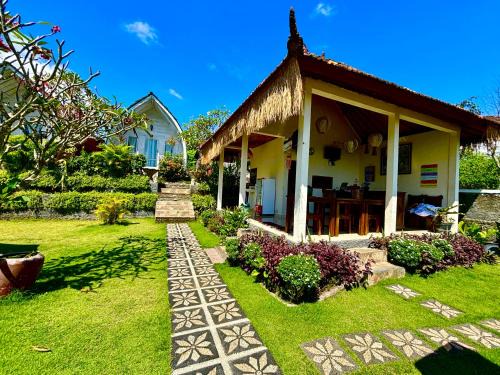 Hotra Hill Cottage