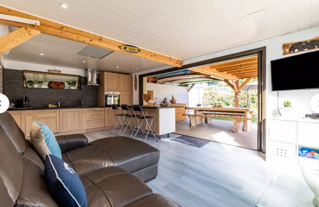 House 100 meters from the beach