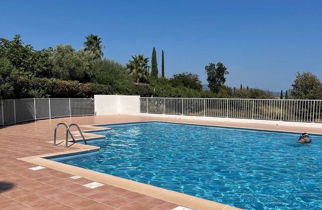 House 4 persons with garden and pool