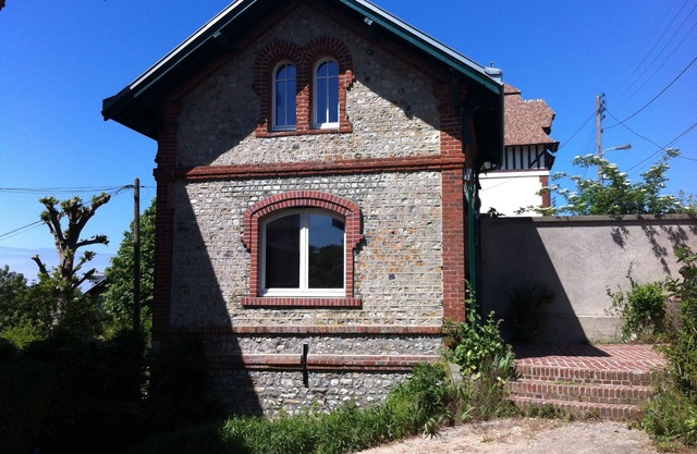 House 4 people 200m from the beach and shops