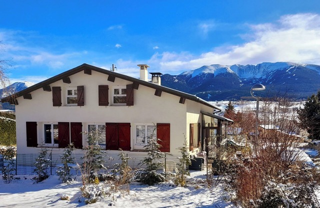 House 5 minutes from the slopes