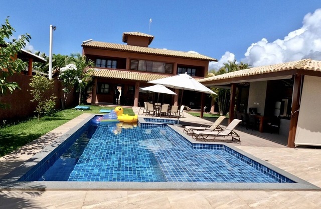 House 6/4 (5suítes air), pool, home, cook, security, 680 m2