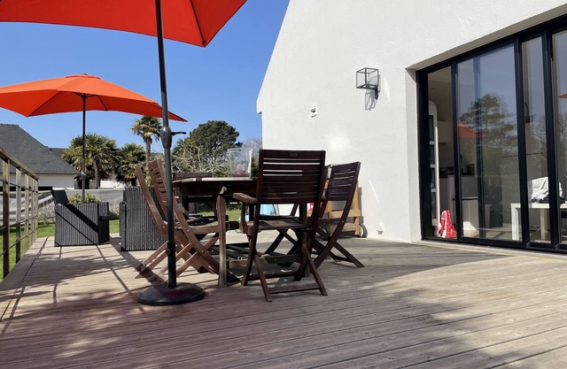 House 6 people 50 m from the beach pets welcome