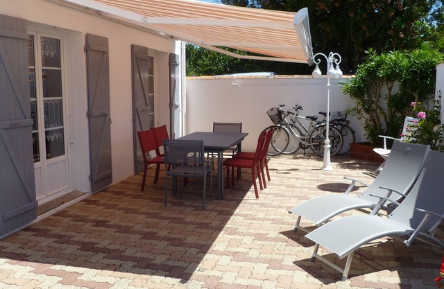 House any comfort, calm, very bright. Beach and port on foot - La Flotte en Ré