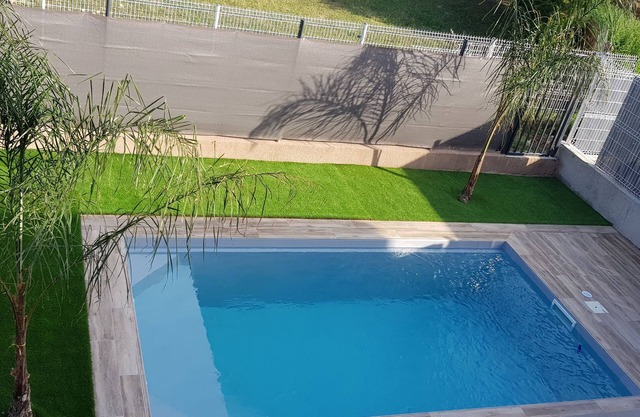 House any comfort NEW 4 rooms standing with swimming pool