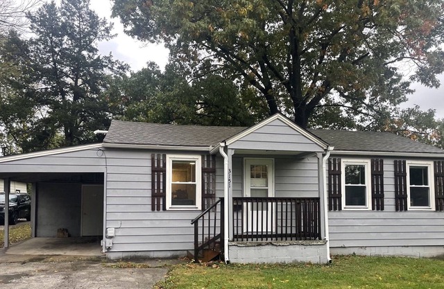 House close to the Plaza, KU Med Center & Westport w/ Google Fiber