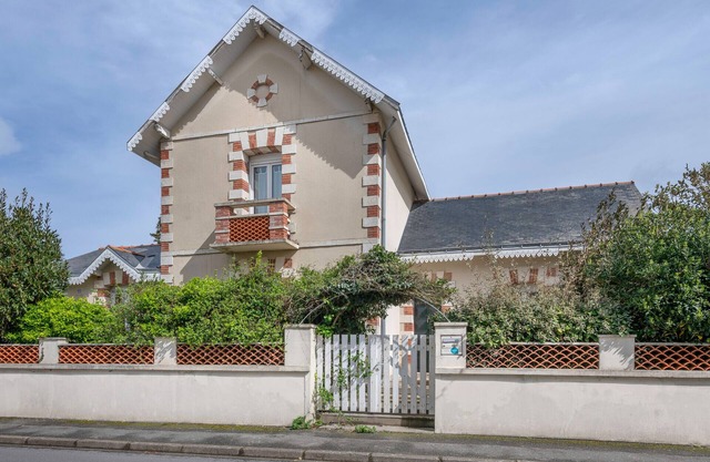 House for 6 in Bernerie , 270m from the beach