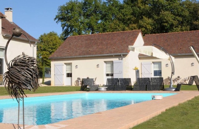 House in Black Périgord 10 pers with swimming pool near Montignac, Lascaux 4.