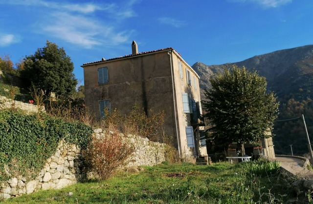 House in the heart of the mountain and also close to the sea