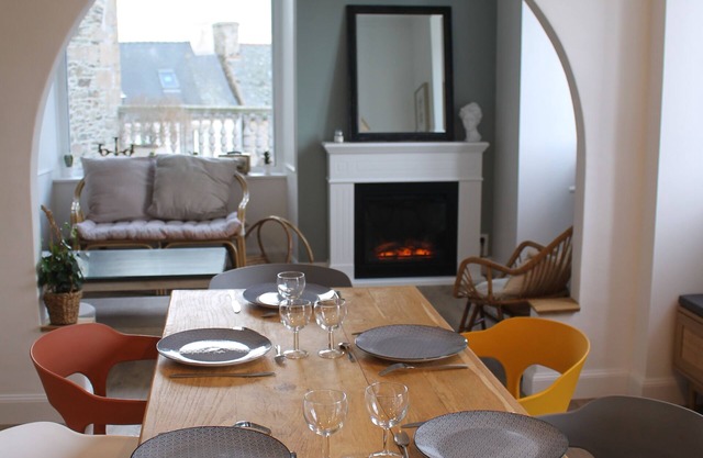House located in the heart of Plestin-les-Grèves 2 km from the beach