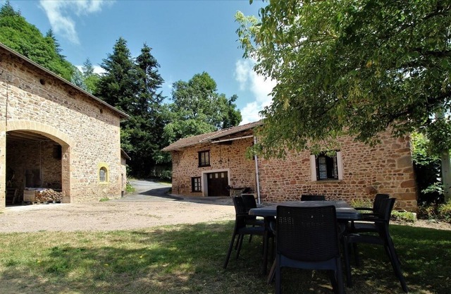 House No. 1050 in THEL MOUNTAINS BEAUJOLAIS