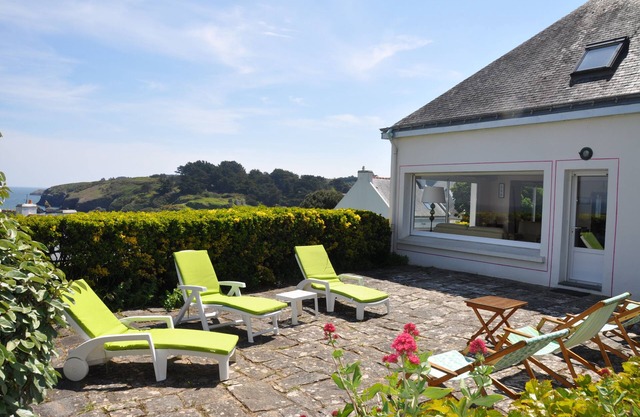 House SAUZON superb sea view