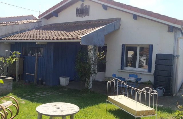 House seaside, Charente and marsh